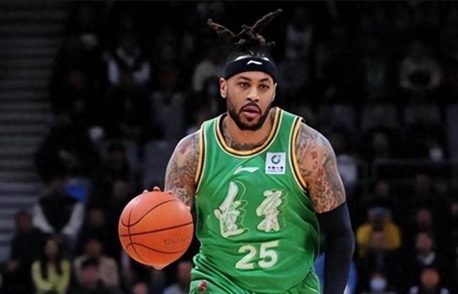 莫蘭德場均4.4分，奧利弗場均5.2分，遼寧隊報價NBA後衛