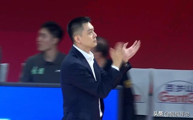 楊鳴：連續2場都是丟籃板和關鍵球，威爾斯膝蓋傷病惡化輪休