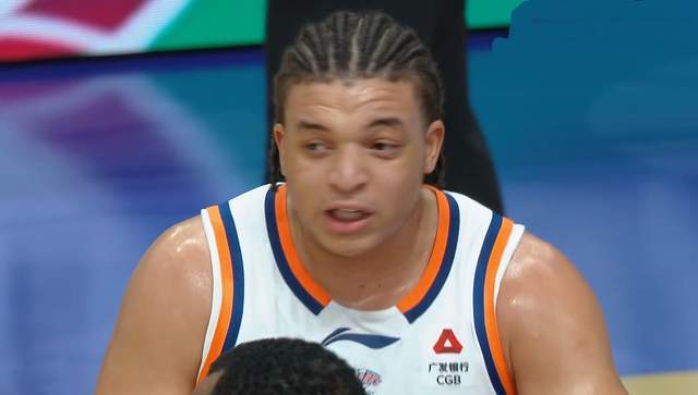 4連勝，上海男籃步入爭冠行列 洛夫頓18+10帶動進攻 防守提升一檔