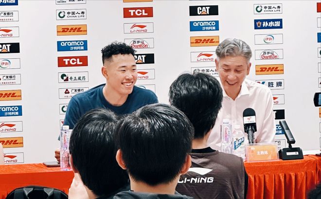 1人硬扛遼寧男籃！再問郭士強：28歲的CBA老將，還不能打動你嗎？