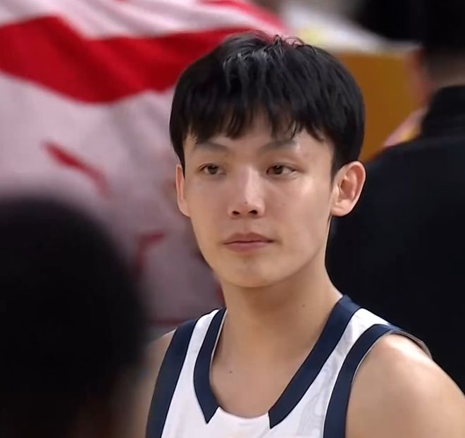 CBA瘋狂一夜！廣東八連勝登頂，北京惜敗廣廈，山西爆冷輸山東