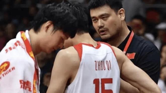 正式官宣！20歲楊瀚森再破天花板，這次他讓姚明和整個籃壇沉默了