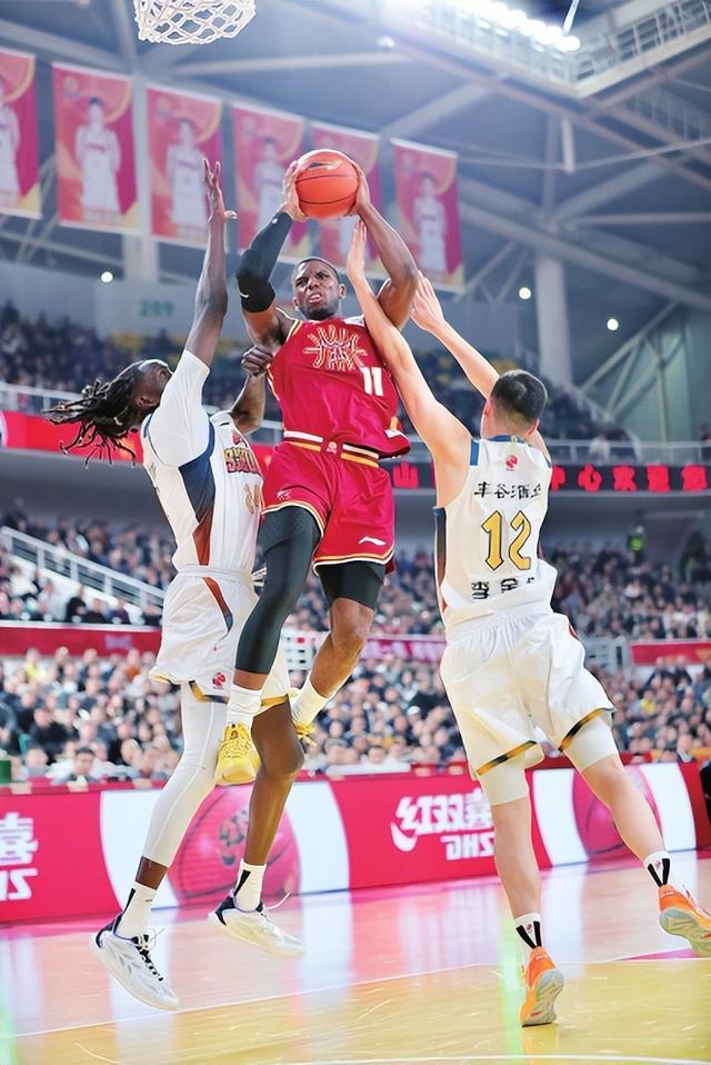 97比79大胜四川队，山西男篮找回赢球“感觉”