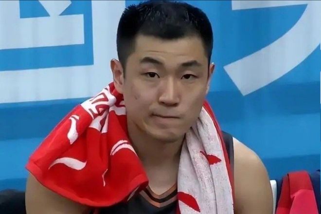 完美頂替高詩岩！對位傑曼陳盈駿砍15+7+6，球迷：像弱化版小丁