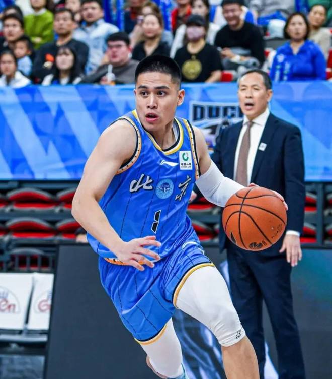 北京輸球揪出2大毒瘤！防守被一步過，最後不叫暫停，這2人太差了