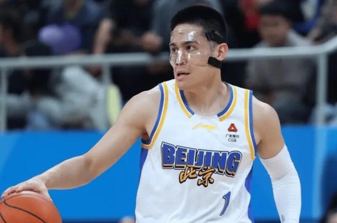 北京被絕殺2將令人失望！陳盈駿末節夢遊，曾凡博打成三無產品！