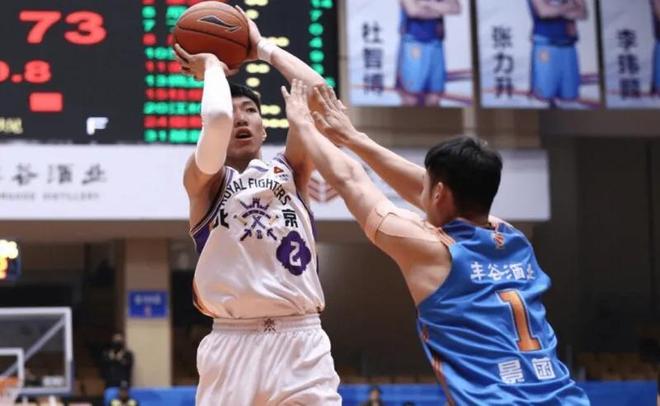 輸浙江發布會！張慶鵬不滿防守+得分點太少，丁柏瑜直指求勝欲！