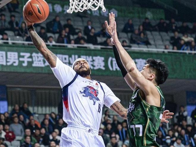 這一定是特別的緣分！邱彪複出再戰南京，山東男籃有望衝擊六連勝