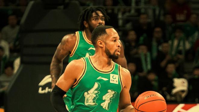 遼粵大戰亨特了解薩姆納，莫蘭德也絕對不手軟，虎口拔牙問題不大