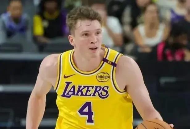 砸歪籃筐！湖人大將6中1怒砍2分 正負值-15隊內最低