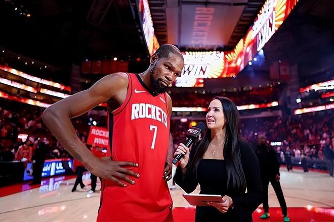 乌度卡：火箭和篮网的情况完全不同，杜兰特需要提供不同的领导力