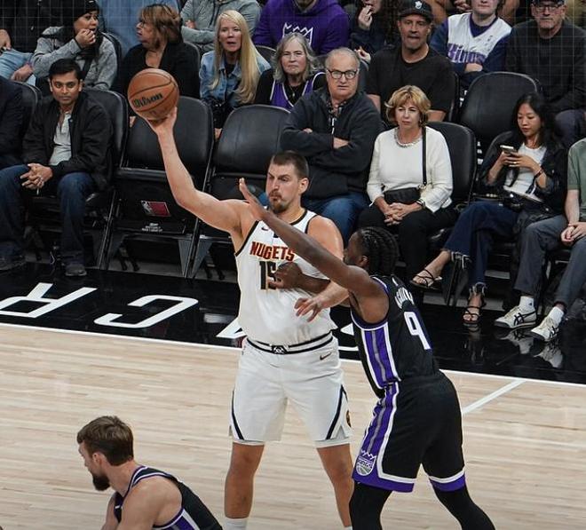 威少準三雙完勝施羅德，約基奇35+15+7，掘金雙殺國王豪取五連勝