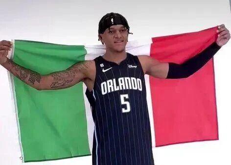 不是哥們兒，拿我當莫蘭特整？