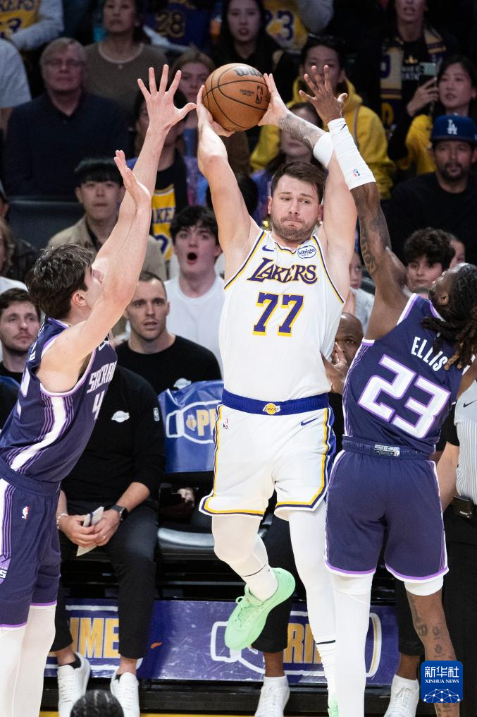 NBA常規賽：湖人勝國王