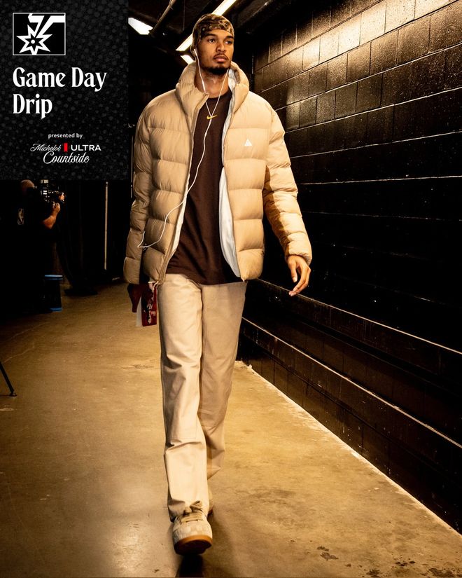 文班亞馬替補21+6馬刺戰勝凱爾特人，福克斯21+9+6布朗27+8+7