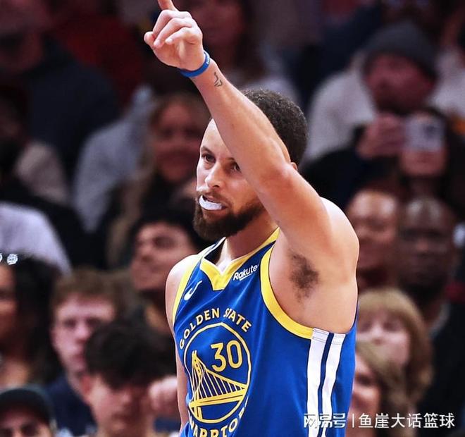 勇士132-125黃蜂！無解的不是贏球，是庫裏賽後表態，三人被認可