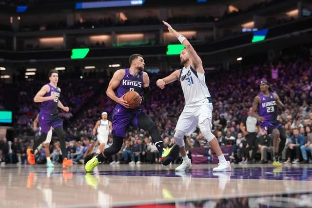 恥辱6連敗！NBA第一偽強隊誕生，三巨頭成花瓶，你們該推倒重建了