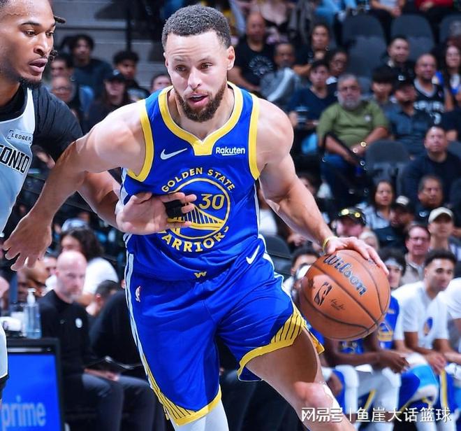 勇士109-108馬刺！科爾用人很正確，庫裏49+4+2也證明兩大事實