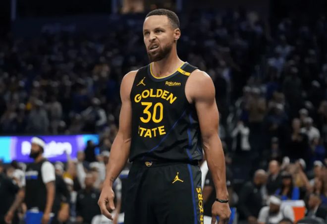 最高輸36分！勇士客場5連敗，庫裏13中3，這一戰 我徹底看清這3人