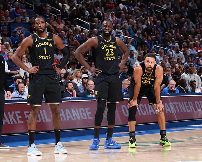 勇士鋒線新星的表現至少不算糟糕，隻是全隊都遇到了巨大的麻煩？