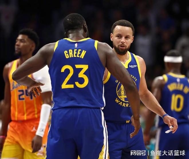 勇士還存隱患，庫裏虛驚一場！科爾談格林很滿意，巴特勒兩人該誇