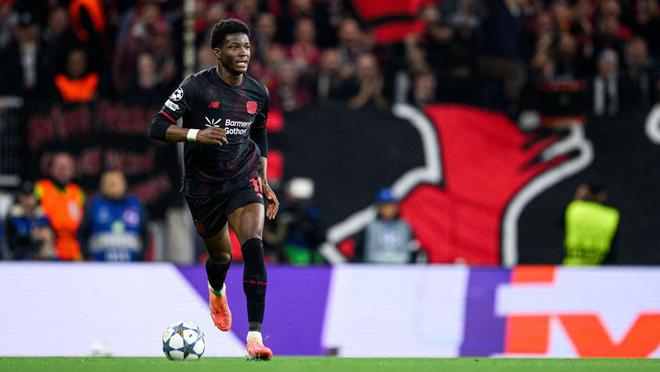 官方：勒沃库森18岁后卫科布里萨在欧冠中受伤，将缺阵至11月