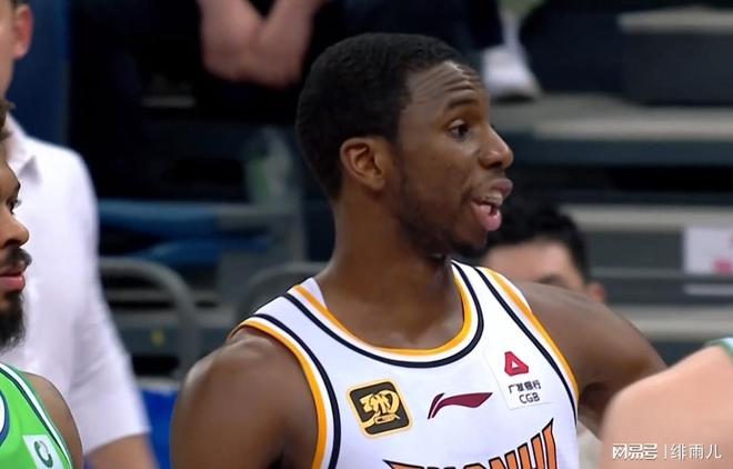 就怕你不來(lái)？“廣東克星”有望回歸CBA聯(lián)賽，買(mǎi)斷簽約超500萬(wàn)美元