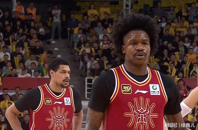 為什么當(dāng)時(shí)不續(xù)約？迪亞洛將被山西男籃重金買斷，打爆廣東隊(duì)穩(wěn)了