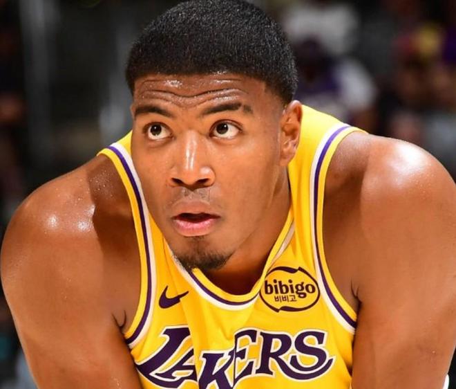 全場(chǎng)僅1次投籃得0分，八村壘：我不記得我什么時(shí)候拿過球