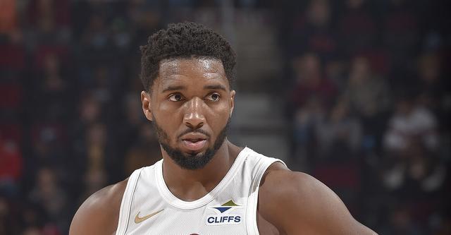 米切爾37+8祖巴茨33+18 騎士戰(zhàn)勝快船喜迎連勝