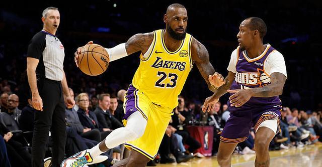 詹姆斯回應(yīng)傷病管理：我老了 身體會(huì)莫名其妙出狀況