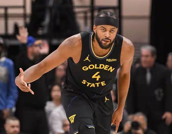 庫里劃水！勇士124-106輕取鵜鶘，看數據：他是頭號功臣！