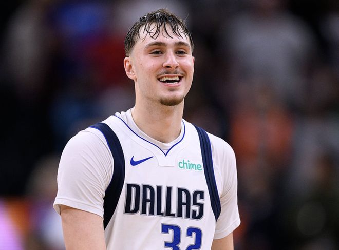 西部排名又變了：獨(dú)行俠創(chuàng)NBA奇跡，馬刺收大禮，2隊排名互換