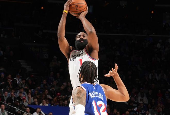 哈登連丟絕殺吞里程悲！76人逆轉(zhuǎn)勝快船 馬克西39分喬治首秀9中2