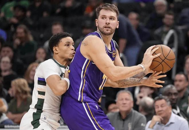 爆冷6連??！新賽季最失望球隊，三巨頭成擺設(shè)，你們真該解散了