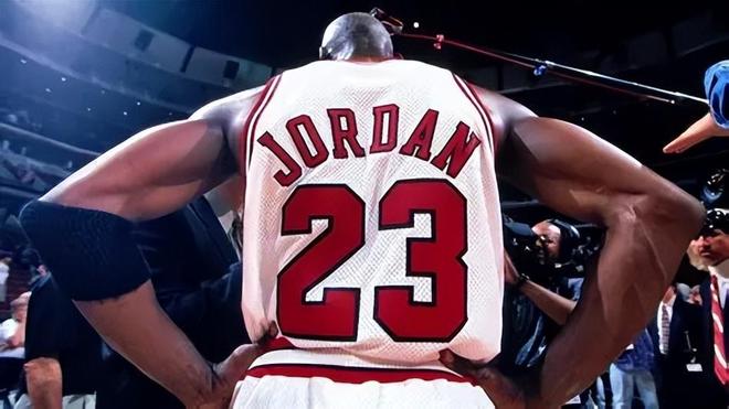 同樣是天賦怪，有人靠技術(shù)彌補(bǔ)，唯獨(dú)這幾人光靠身體就能打爆對(duì)手