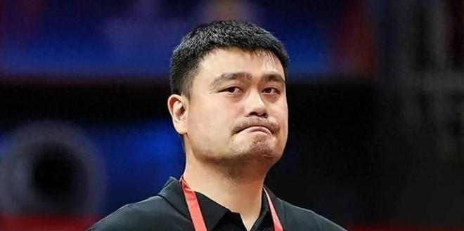 4亿换一个梦，“辞职”篮协主席的姚明，已经走上了另一条路