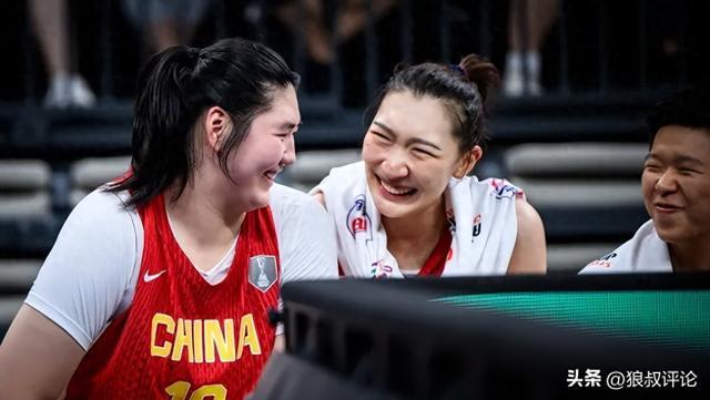 女篮22分大胜韩国引热议 宫鲁鸣激活双塔 张子宇引领内线狂砍64分