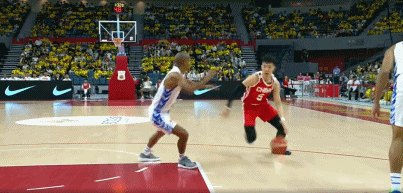 体型优势明显！中国男篮罚球25-13完胜委内瑞拉