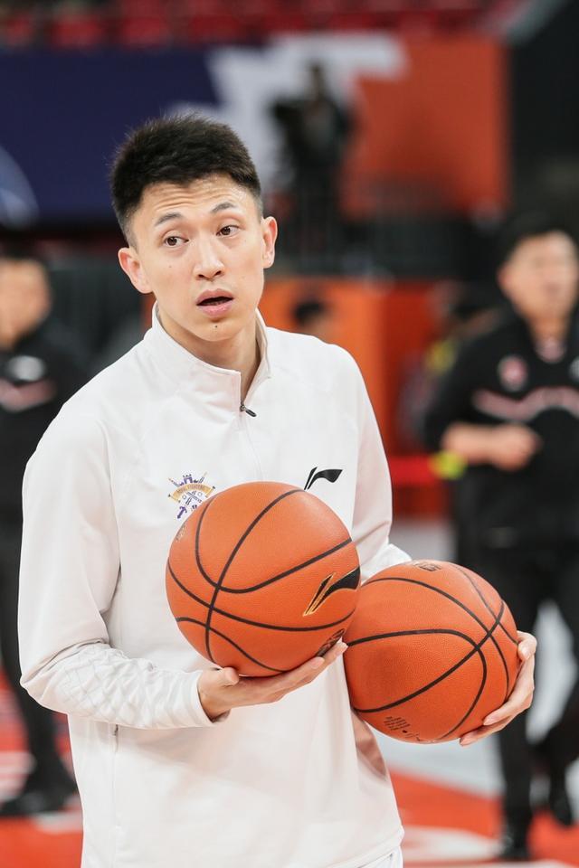 劉曉宇：非常榮幸加入寧波男籃大家庭 新旅途&新身份&新使命