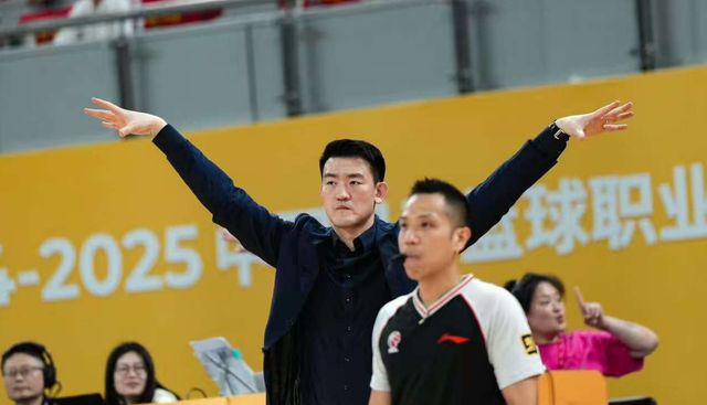 CBA最新消息！廣廈外援全部確定，拉比西?；蚣用藦V東，李安續(xù)約