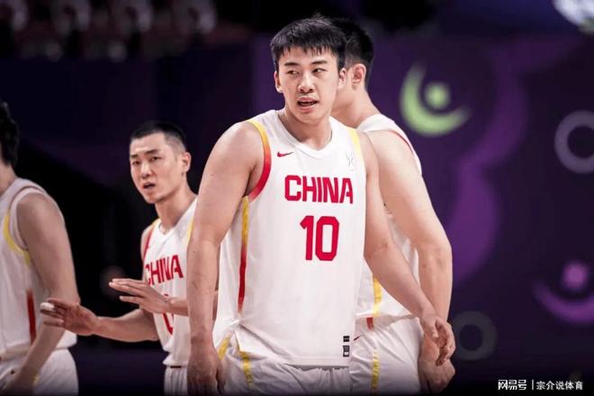 中国男篮挺进亚洲杯四强，两人有望加入NBA，王俊杰接受尿检