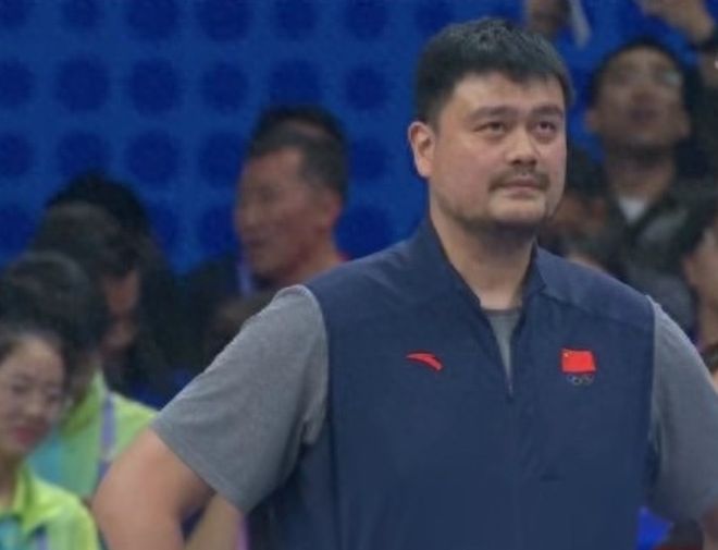 实话实说！姚明和乔尔杰维奇2个人，坑惨了中国男篮