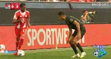 半场-拜仁暂2-0奥格斯堡 迪亚斯破门+空门不进 格纳布里立功-jrs直播