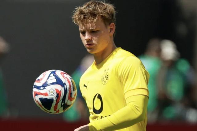 鲁尔：多特小将科尔-坎贝尔就转会接触了中日德兰和图尔贝里