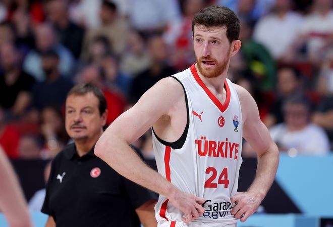 土耳其主帥：很多NBA球隊或許會簽下奧斯曼尼，限制字母哥
