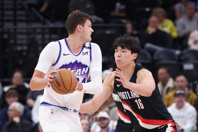 楊瀚森確認(rèn)落淚！承認(rèn)動作不規(guī)范要改進(jìn) 季前賽最大收獲是體能