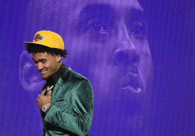 才22歲！湖人舊將希菲諾，還能留在NBA嗎？