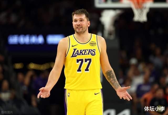 打爆湖人！奇兵狂轰35+9+7！东契奇复出25+7，布朗尼在场输24分