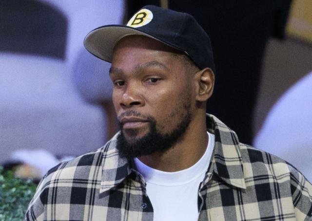 杜蘭特：當(dāng)時(shí)哈登離開雷霆去火箭時(shí)，詹姆斯他們高興得要命